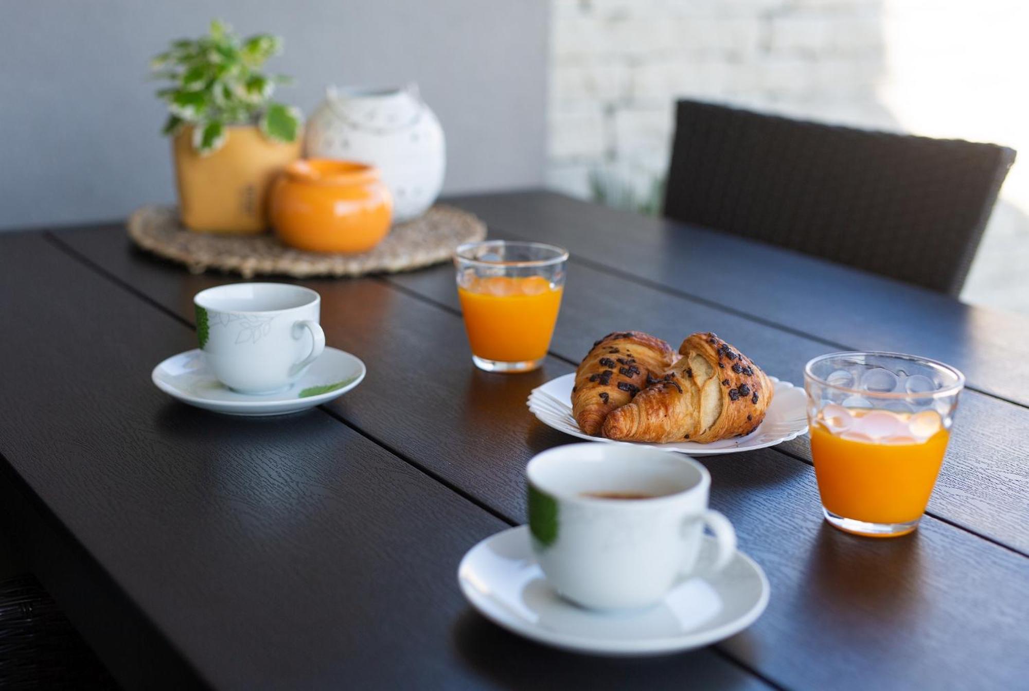 Apartment Sara Đảo Krk Ngoại thất bức ảnh